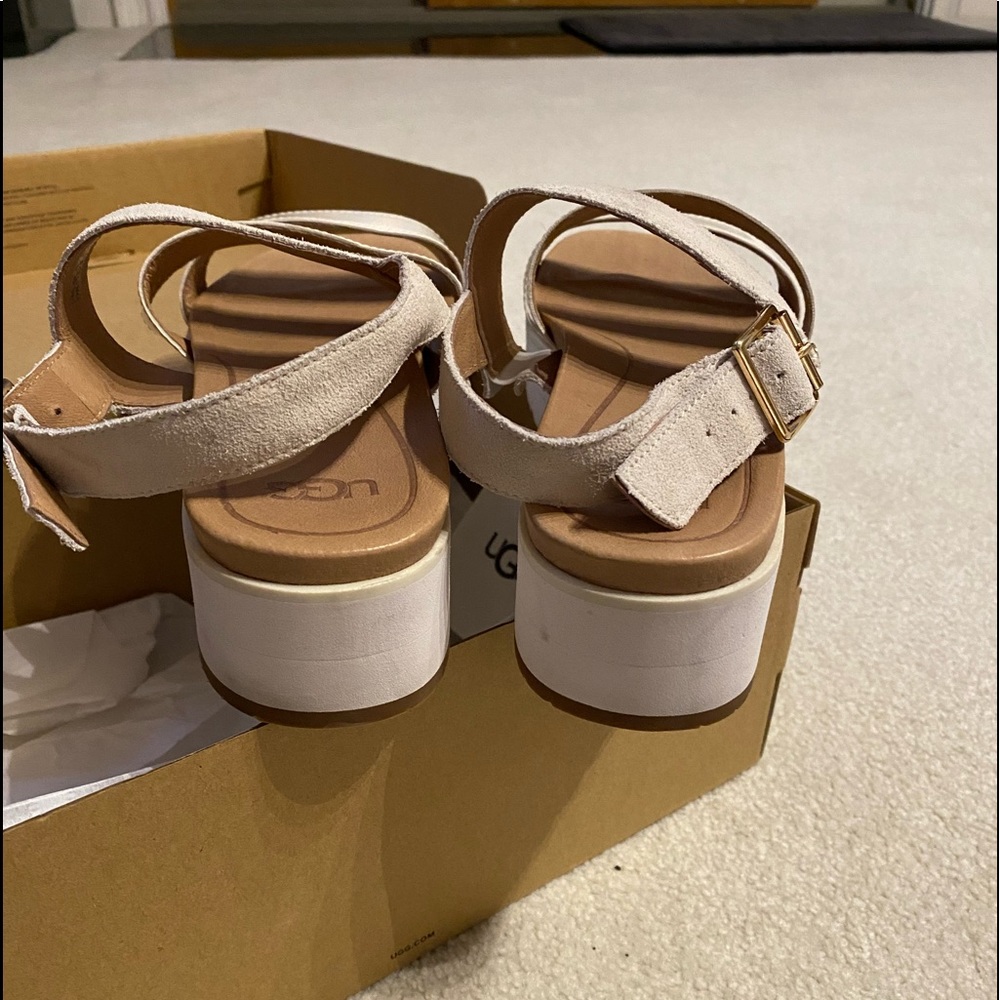 White Braelynn Ugg Sandal